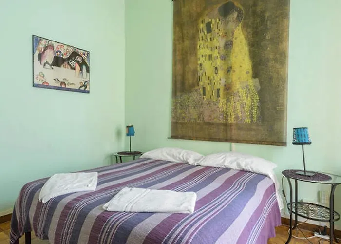 Sixbeds 2* Rom